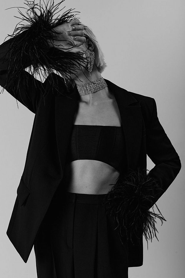 Lapel slim cardigan niche black casual hot diamond fur suit jacket pants two-piece suit