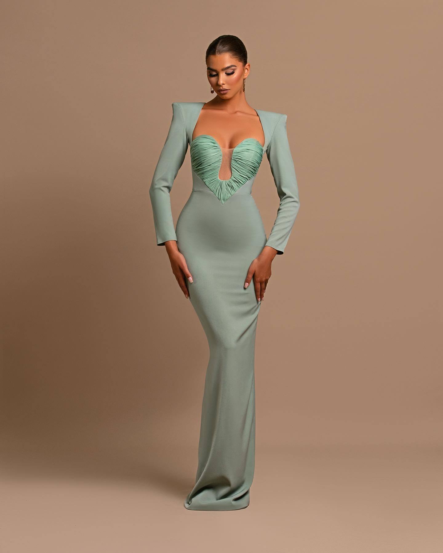 Elegant long-sleeved square-neck solid-color evening gown dress