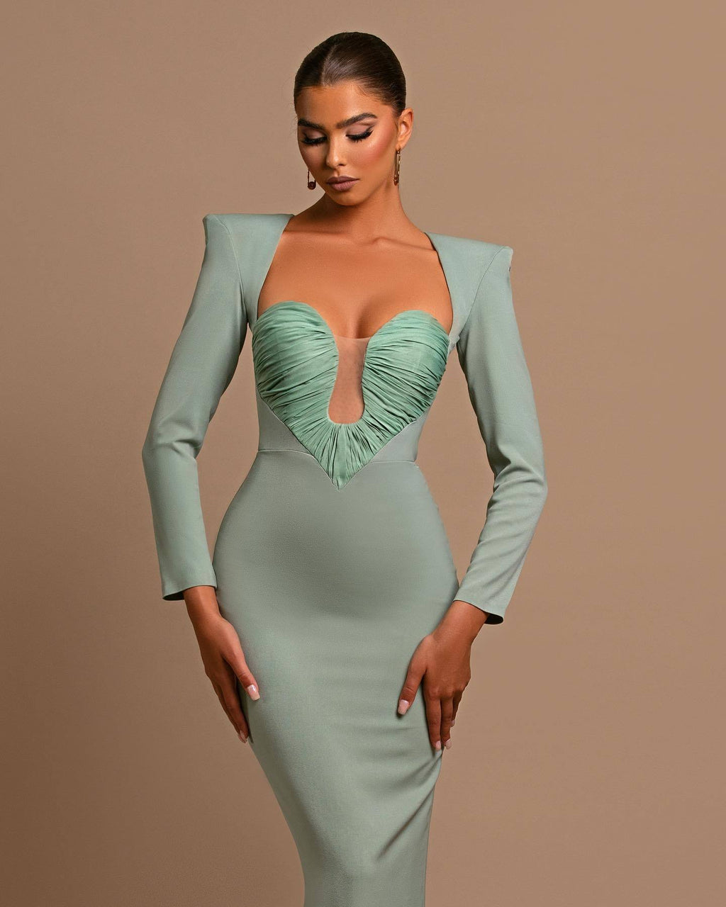 Elegant long-sleeved square-neck solid-color evening gown dress