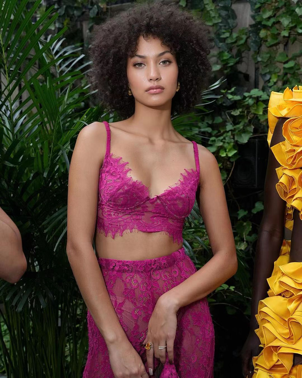 One-button suit, bra, flared trousers, three-piece suit, mesh lace dress