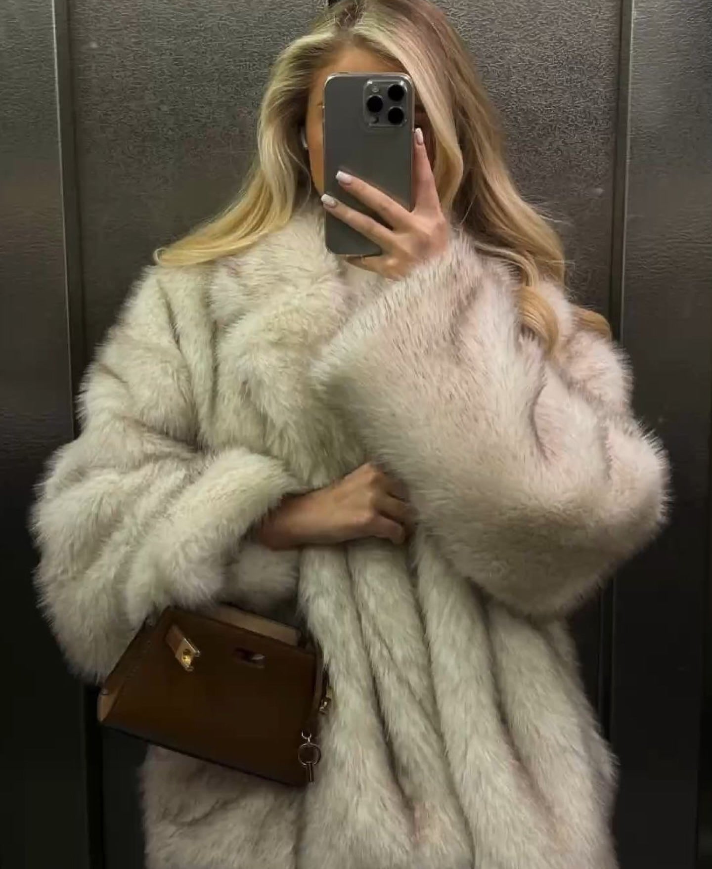 Eco-friendly fox fur dyed faux fur coat