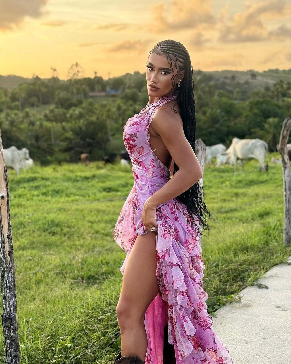 Sweet sleeveless halterneck floral sexy lotus leaf long dress