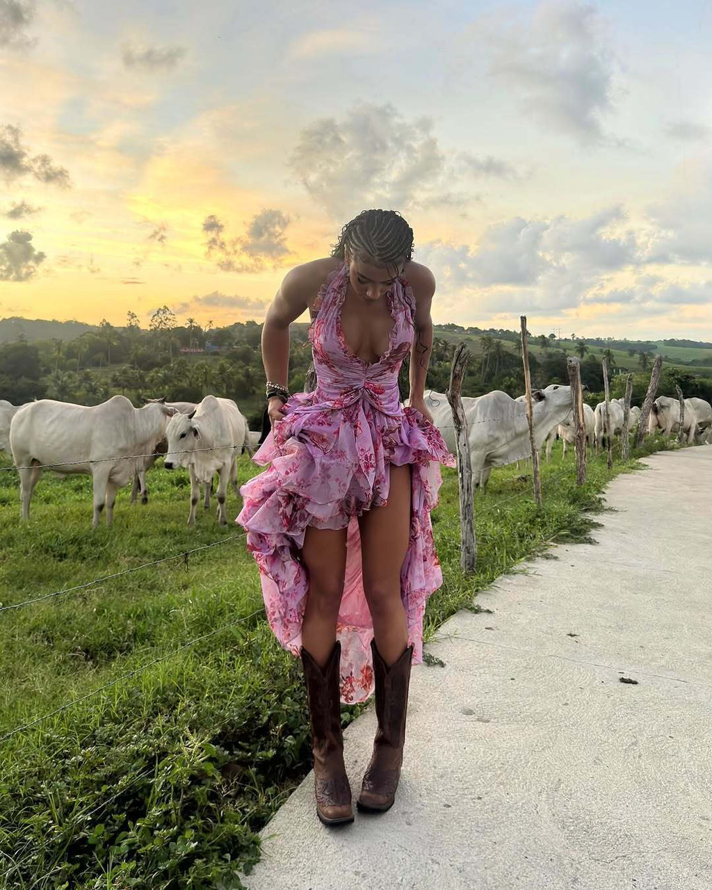 Sweet sleeveless halterneck floral sexy lotus leaf long dress