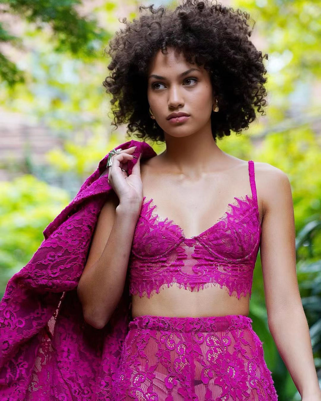 One-button suit, bra, flared trousers, three-piece suit, mesh lace dress